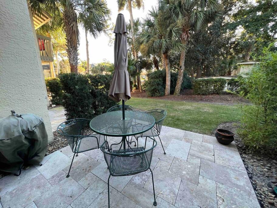 Spacious, Cozy Villa W/Parking In Coligny Villas Hilton Head Island Exterior photo