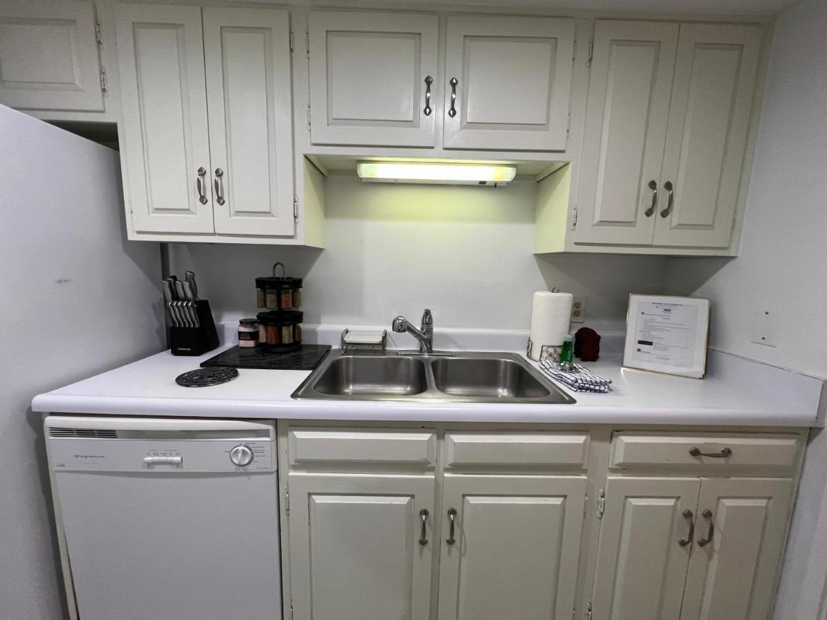 Spacious, Cozy Villa W/Parking In Coligny Villas Hilton Head Island Exterior photo